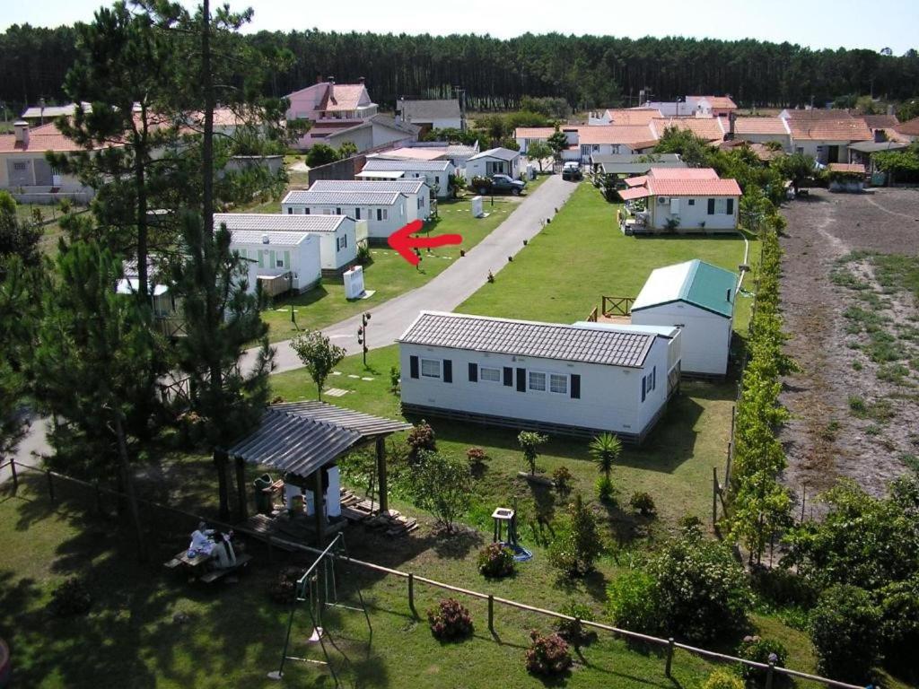 Aquahause Hotel Pataias Buitenkant foto